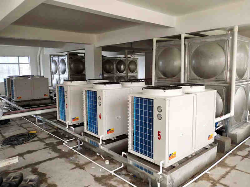 茂名某酒店5台10匹空气能热水器